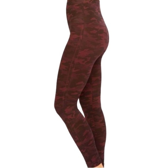 Spanx Look At Me Now Seamless Leggin Size S - Picture 2 of 7